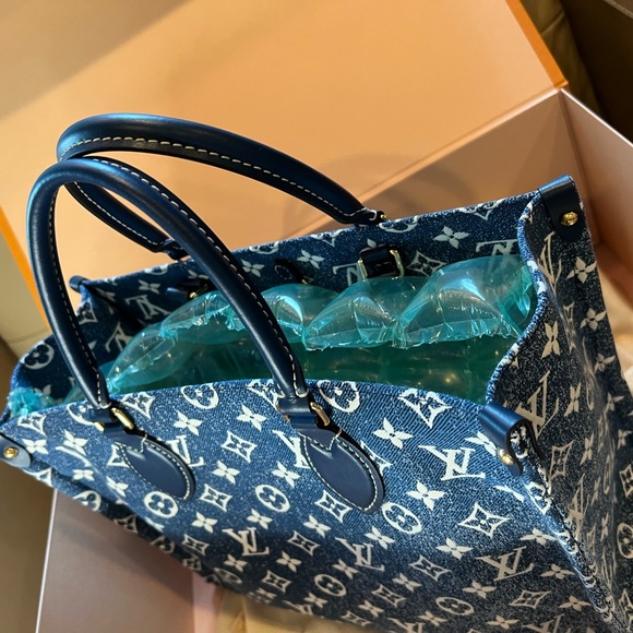 Sold ❌ New▪️Louis Vuitton Denim Onthego MM - Picture 10 of 15